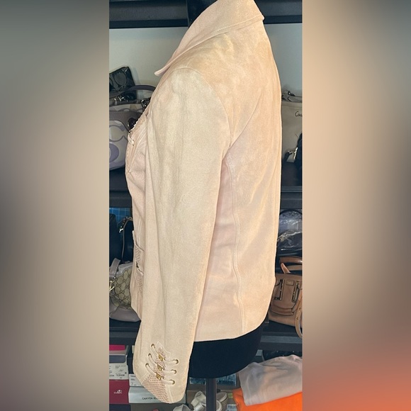 ST JOHN COLLECTION - Picture 9 of 9